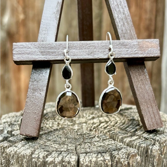 Smoky Quartz & Onyx Earrings - Picture 10 of 14